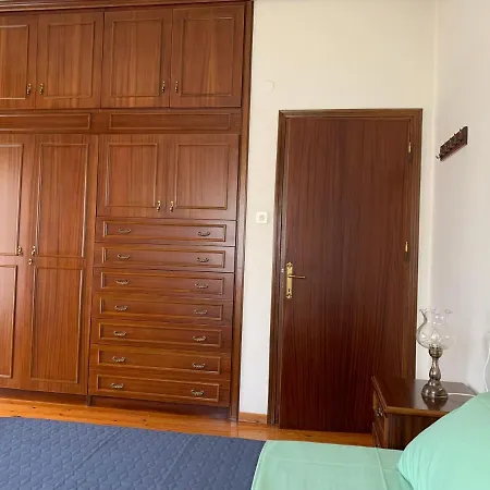 Holiday home White House A Suburb Of The Of Thessaloniki Nea Kerasia